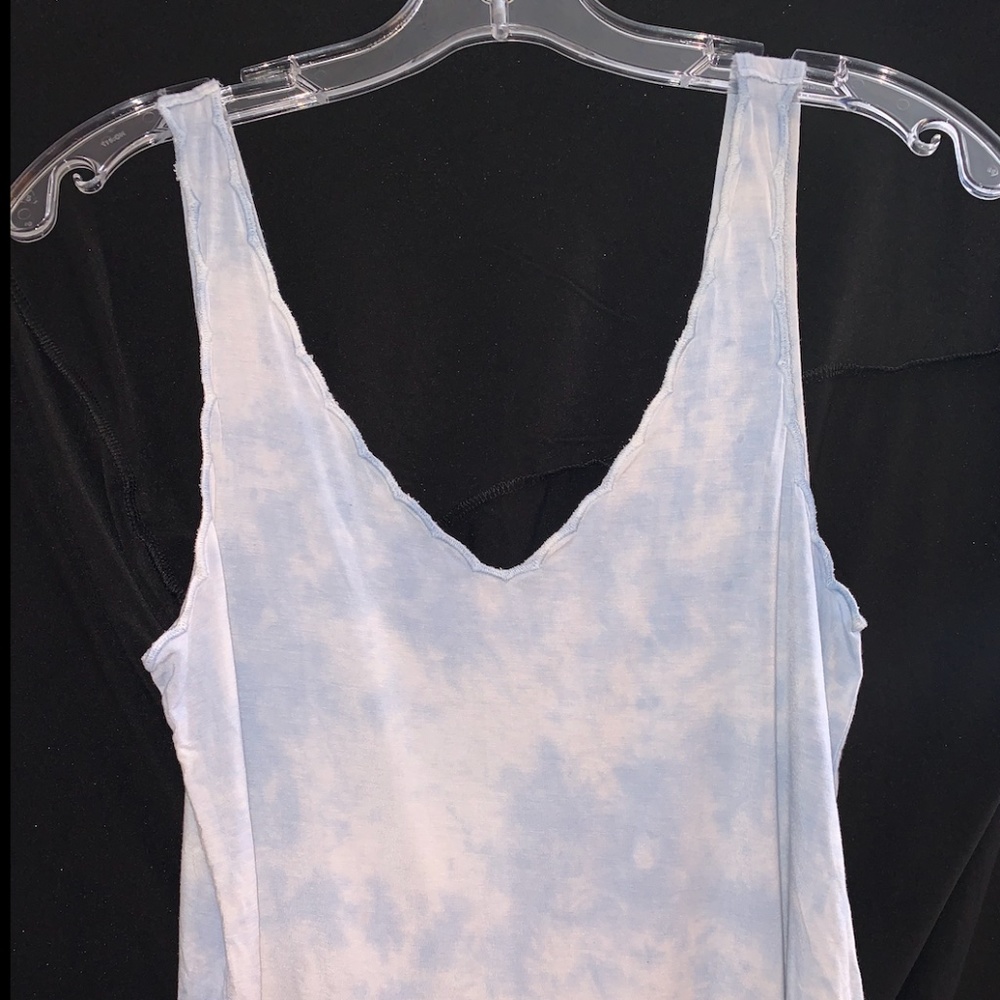 AMERICAN EAGLE SOFT & SEXT TANK SIZE M